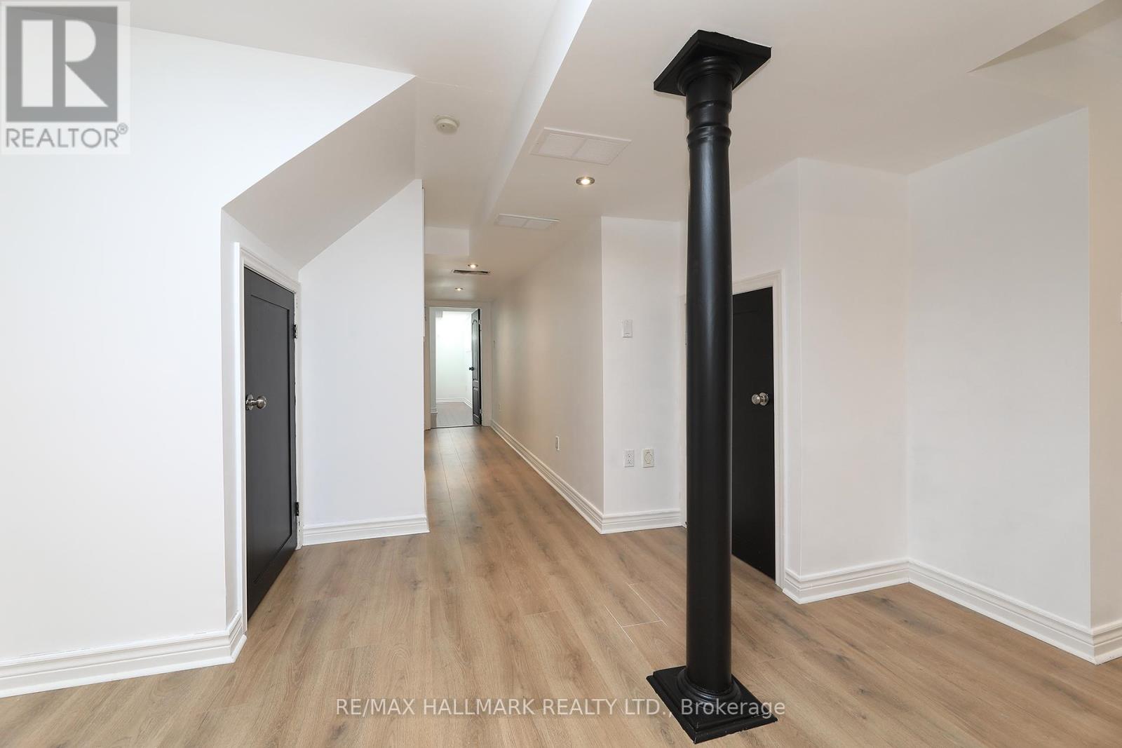 Lower - 64 Madeira Avenue, Vaughan, Ontario  L6A 2Y2 - Photo 10 - N12141195
