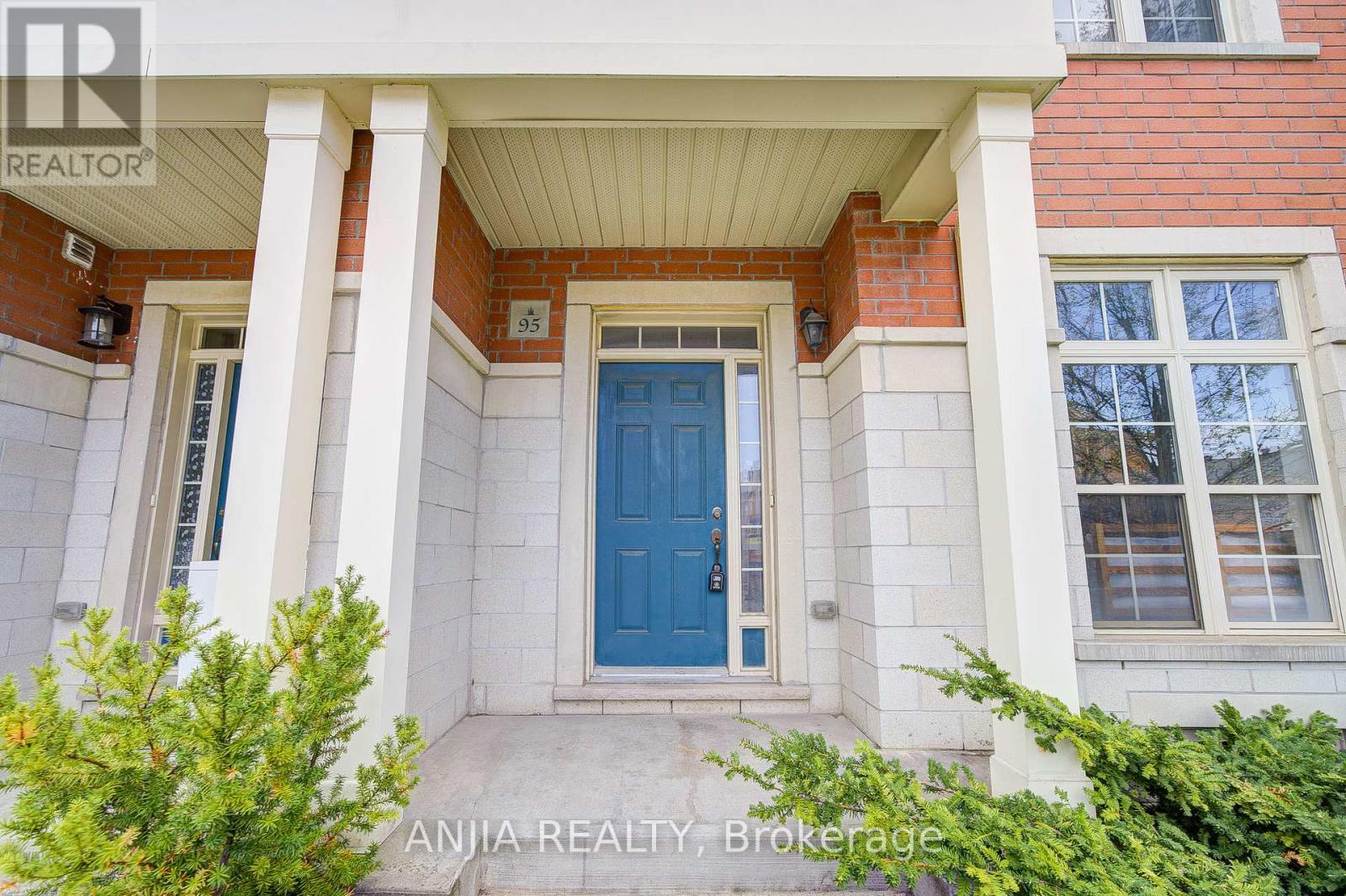 95 Anthony Roman Avenue, Markham, Ontario  L6C 0P2 - Photo 3 - N12141212