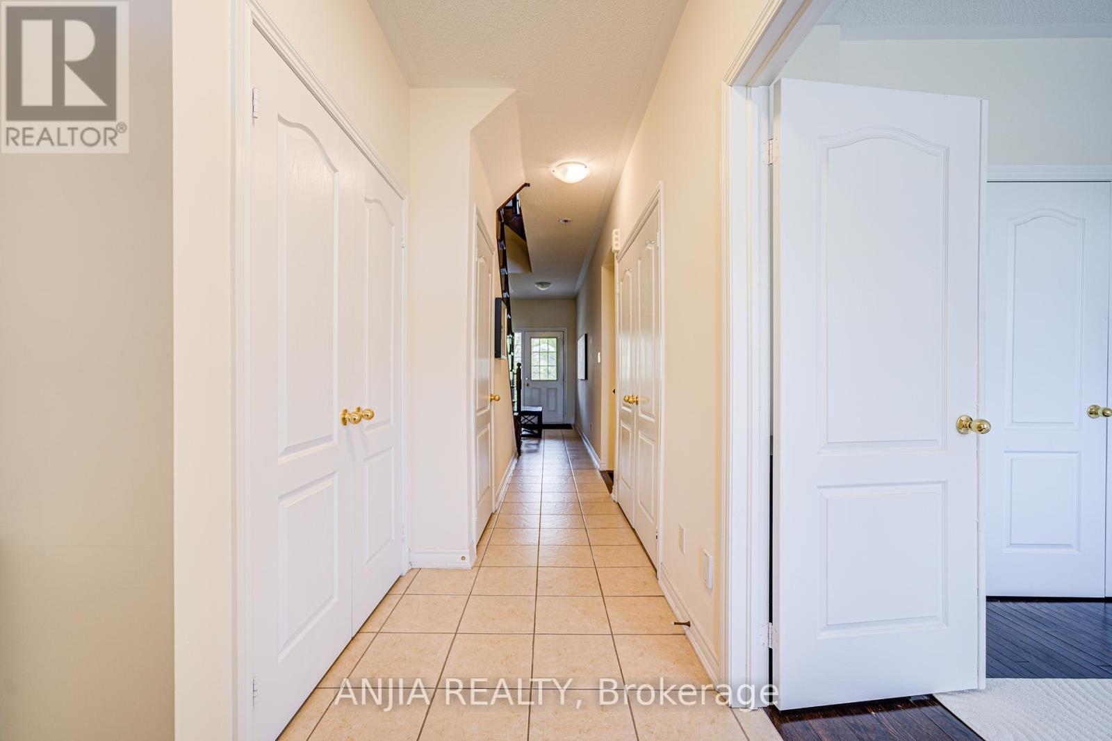 95 Anthony Roman Avenue, Markham, Ontario  L6C 0P2 - Photo 7 - N12141212