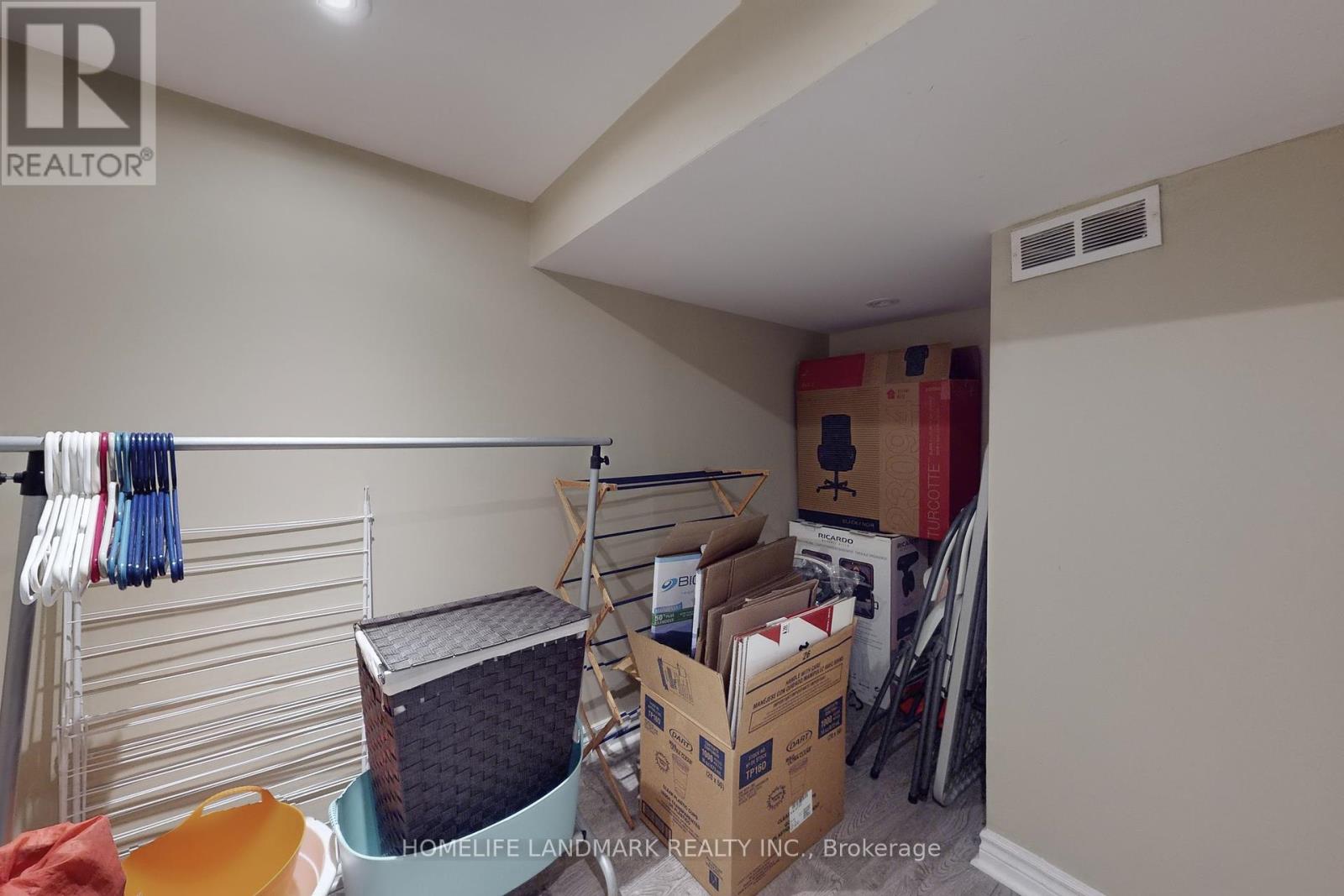 243 Taylor Mills Drive S, Richmond Hill (Crosby), Ontario  L4C 2S7 - Photo 40 - N12141254