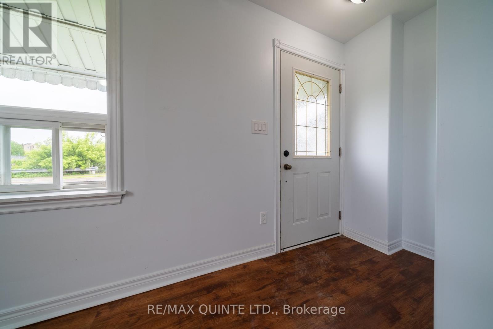 Property at 82 MOIRA STREET E image 2