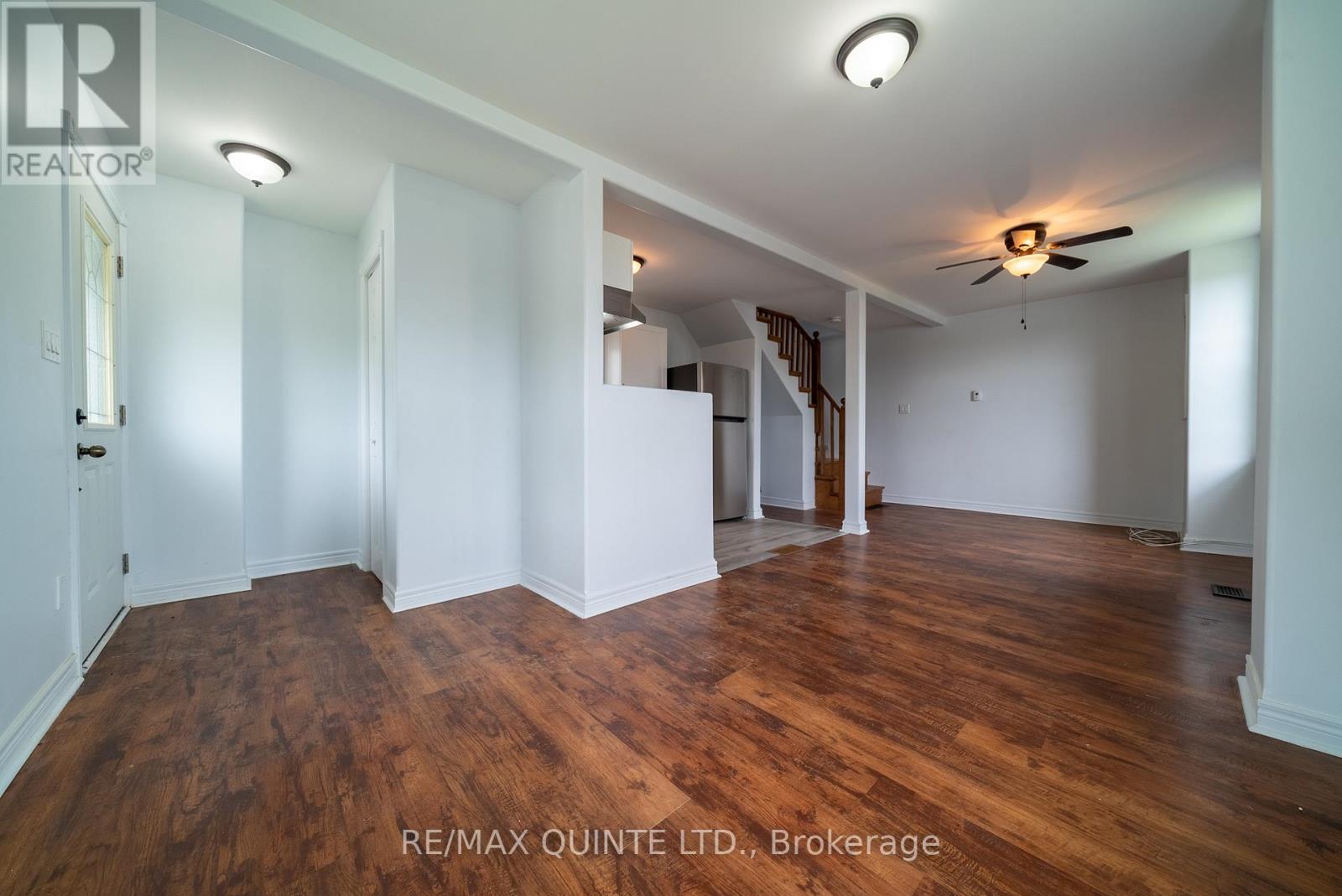 Property at 82 MOIRA STREET E image 5
