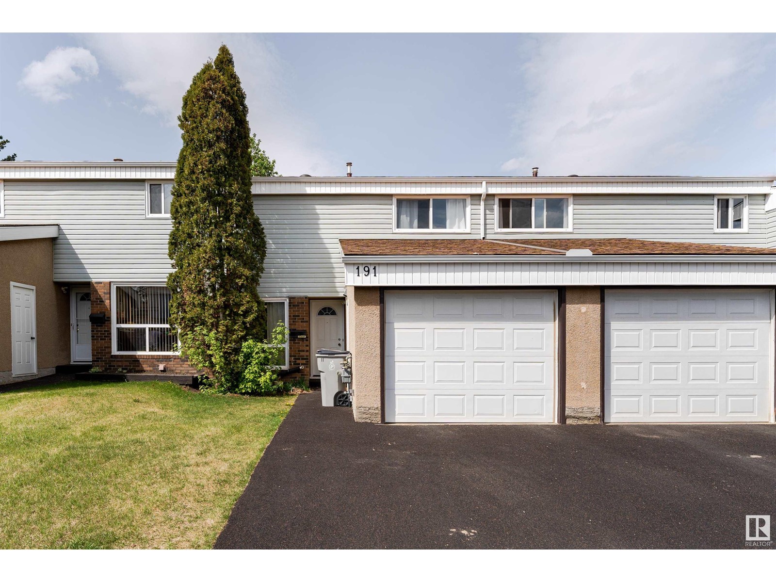 Property at 191 GRANDIN VG image 3