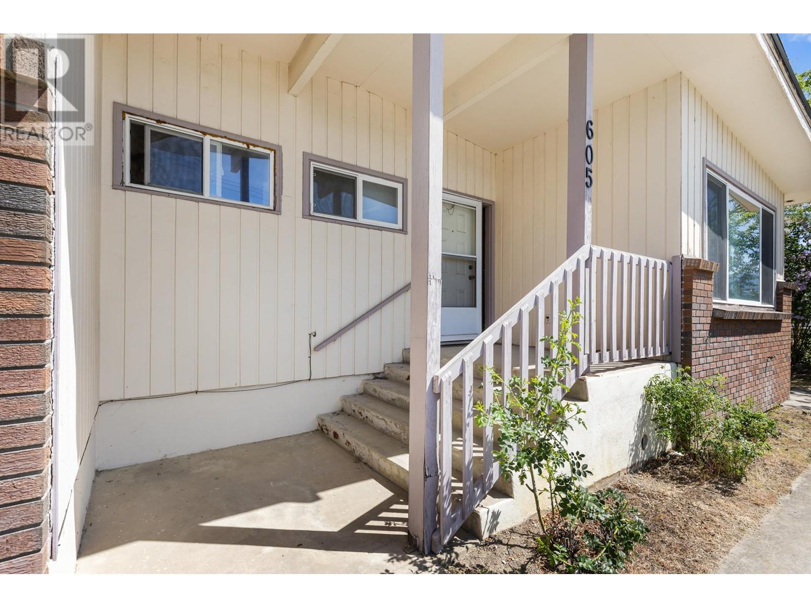 Property at 605 Dell Road image 4