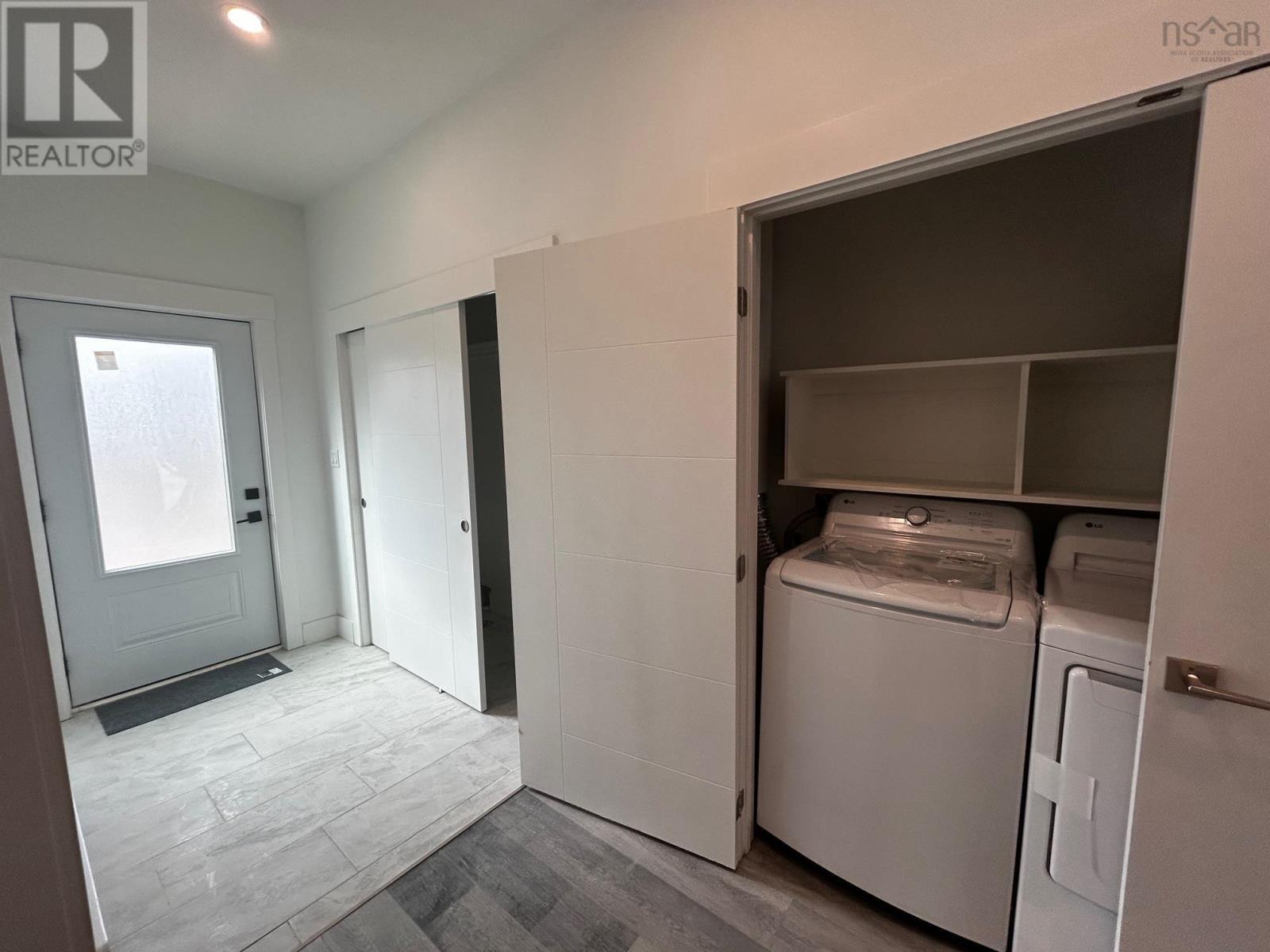 Property at 104A 9B Penny Avenue image 3