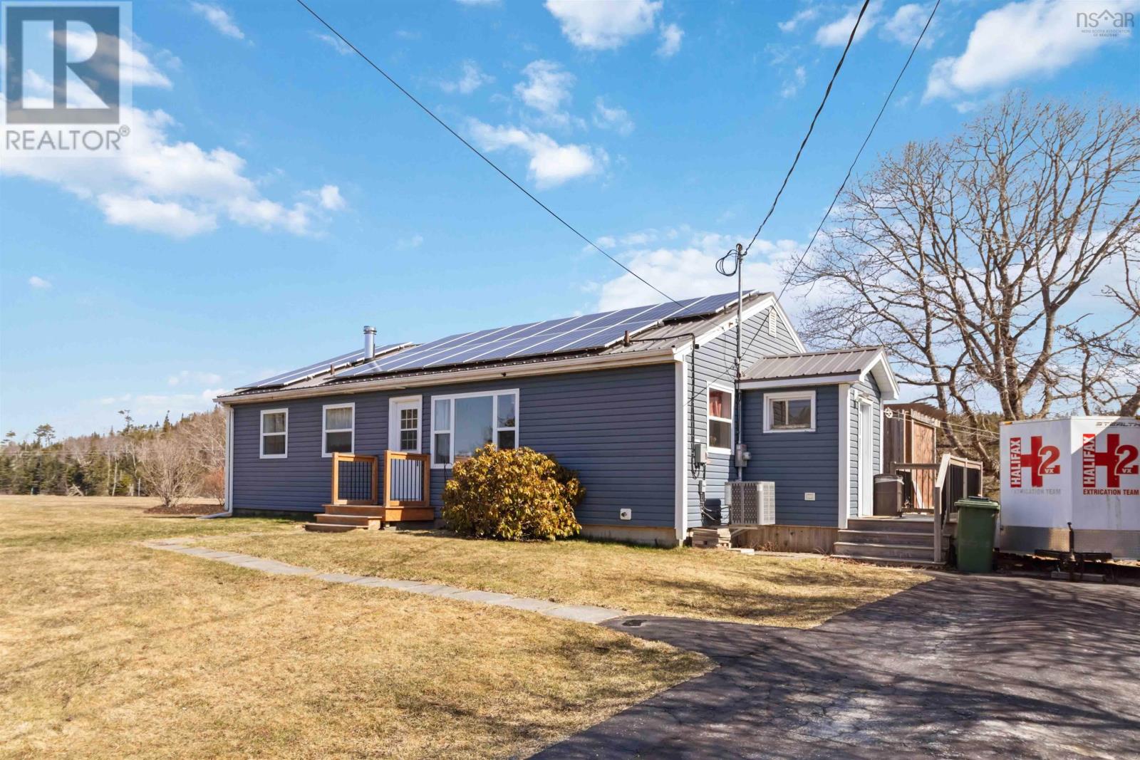 Property at 52 Park Road image 3