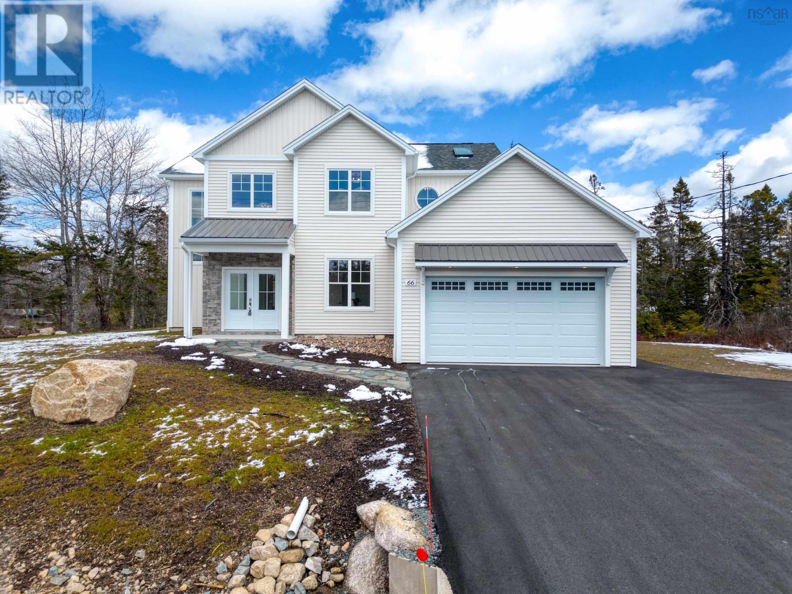 Property at 66 Duckcove Court image 1