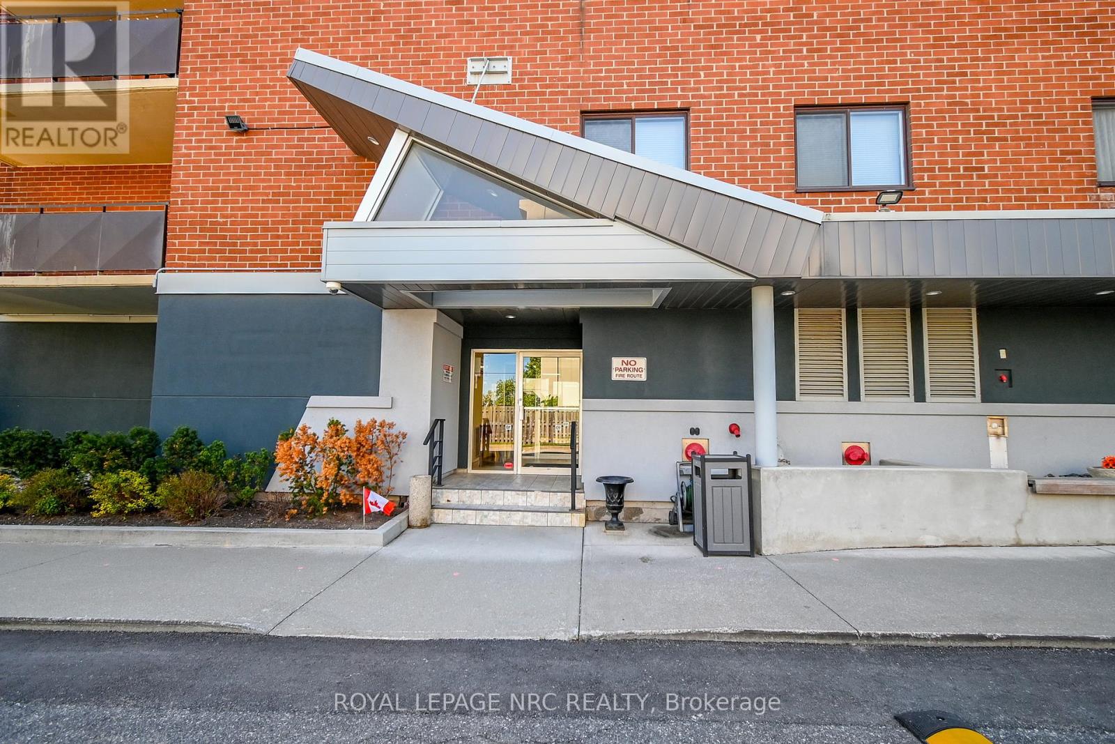 Property at 905 - 3955 PORTAGE ROAD image 3