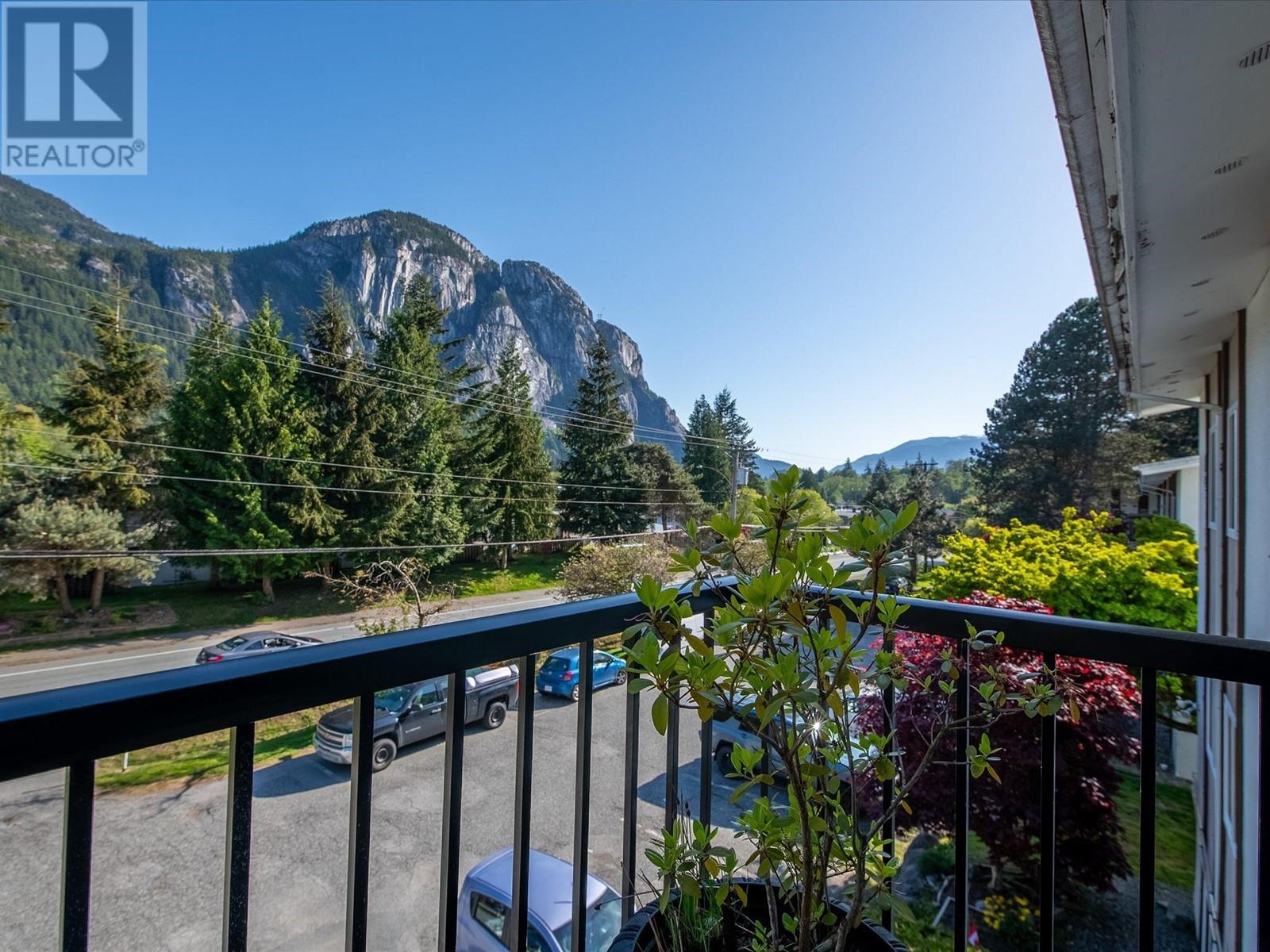 33 38175 Westway Avenue, Squamish, British Columbia  V8B 0Y4 - Photo 3 - R2997731