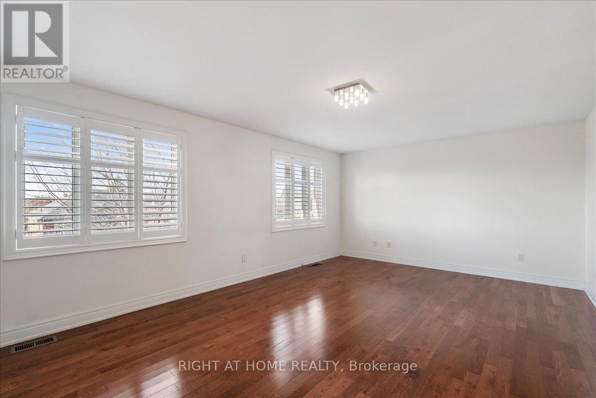 52 Harold Street, Toronto, Ontario  M8Z 3R3 - Photo 28 - W12040453