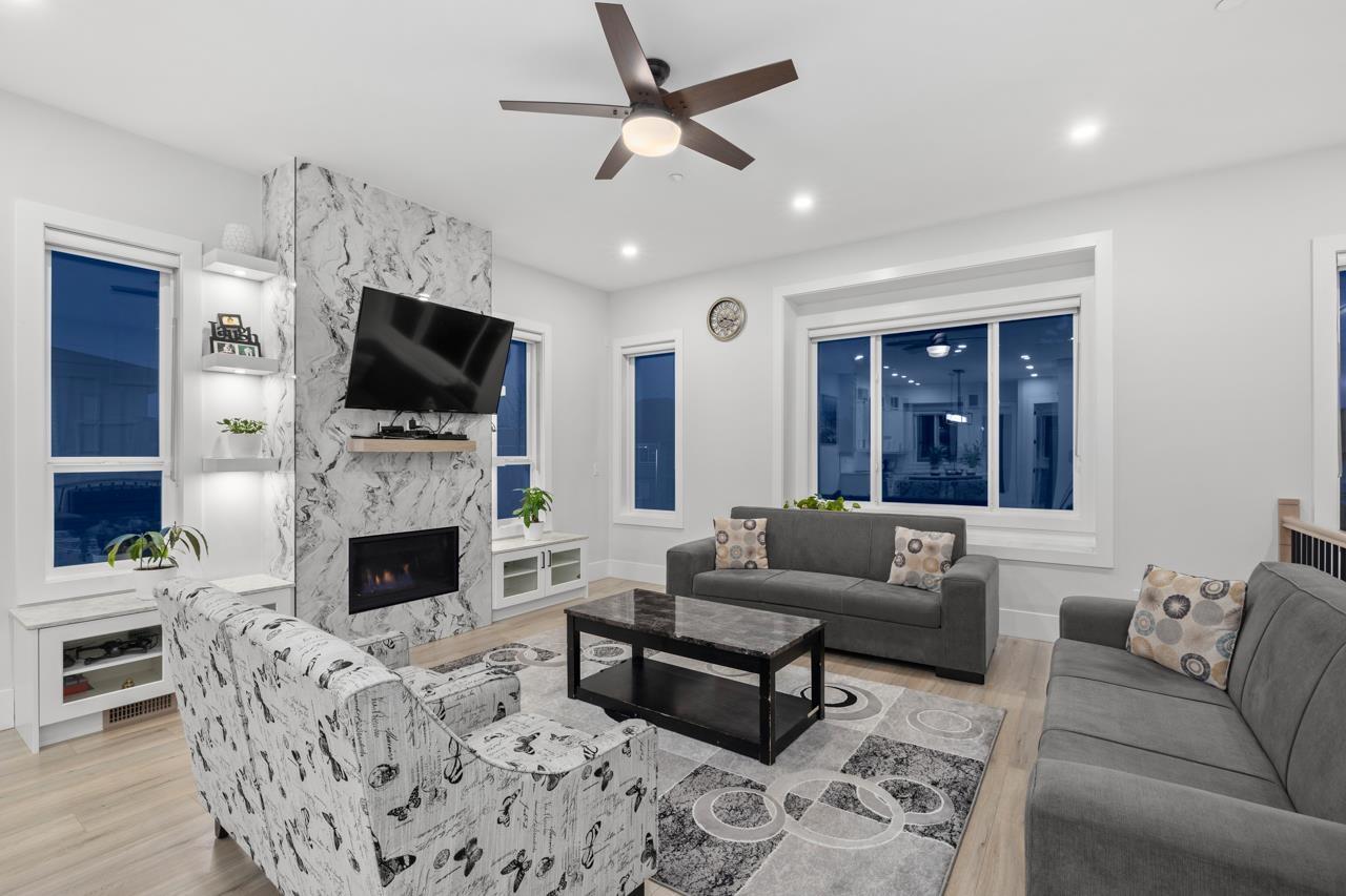 Property at 32699 EGGLESTONE AVENUE image 5