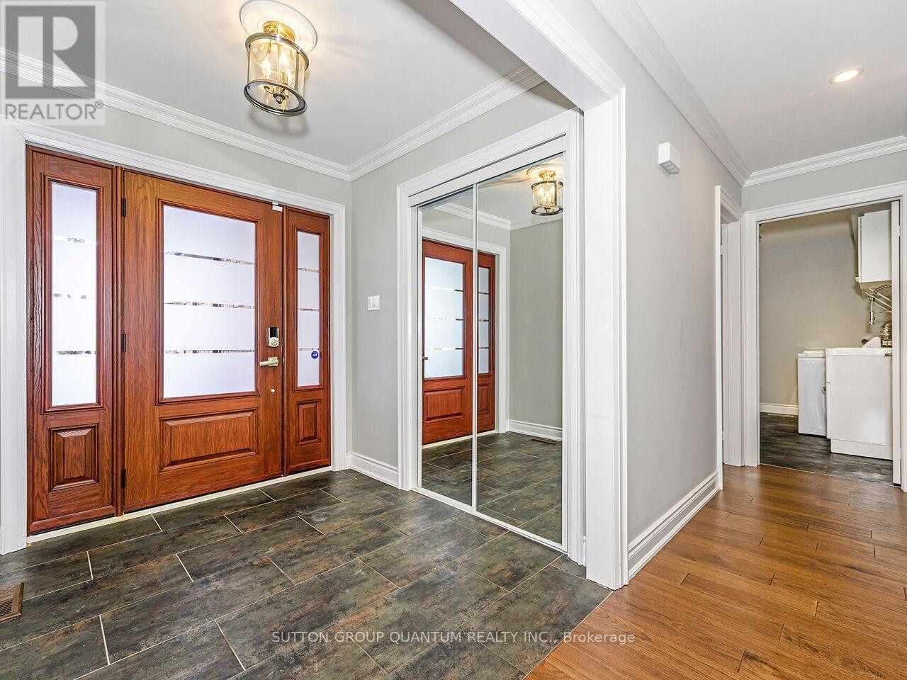 238 Elderwood Trail, Oakville, Ontario  L6H 5W2 - Photo 2 - W12141154