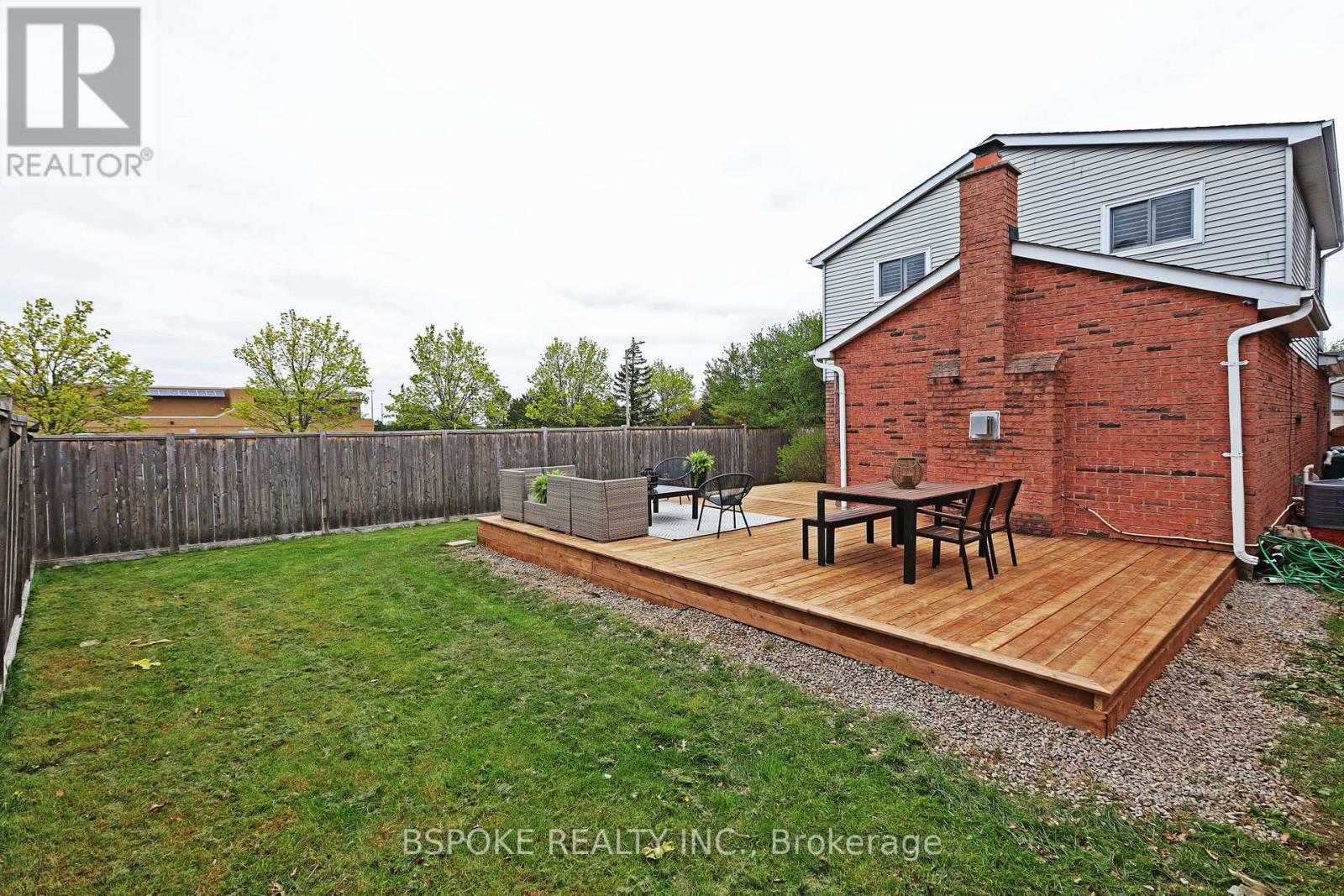 3141 Sandcliffe Court, Burlington (Headon), Ontario  L7M 3H1 - Photo 38 - W12141247