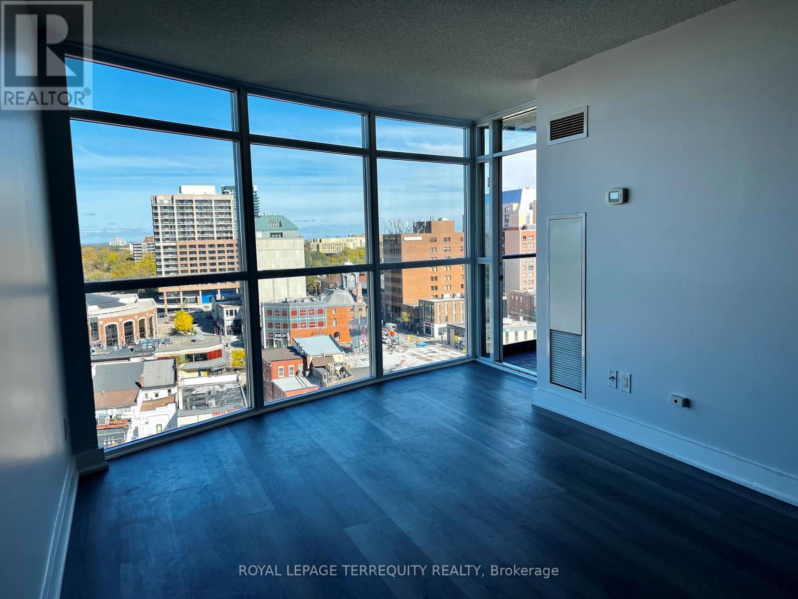 1203 - 9 George Street N, Brampton (Downtown Brampton), Ontario  L6X 0T6 - Photo 12 - W12141248
