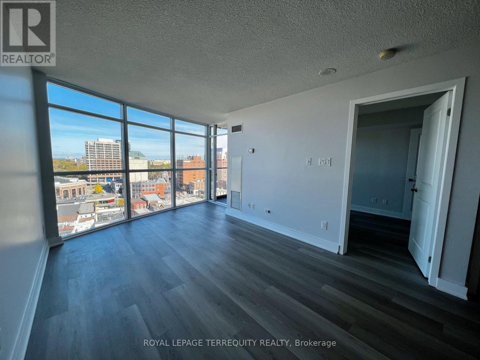 1203 - 9 George Street N, Brampton (Downtown Brampton), Ontario  L6X 0T6 - Photo 13 - W12141248
