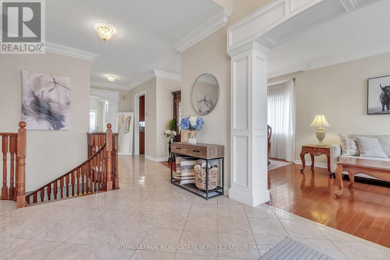 2444 Salcome Drive, Oakville, Ontario  L6H 7N5 - Photo 12 - W12141256