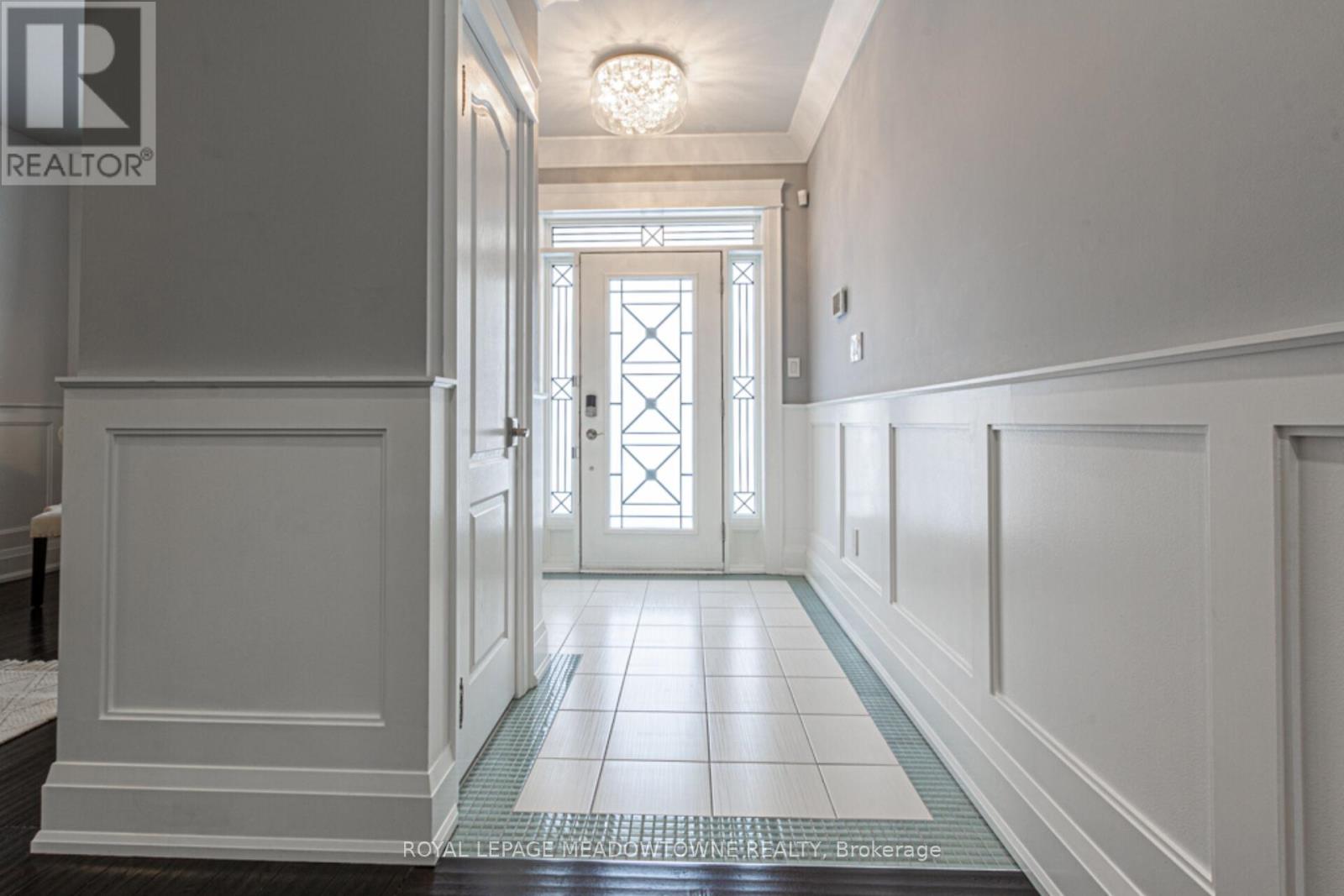 Property at 729 WETTLAUFER TERRACE image 3