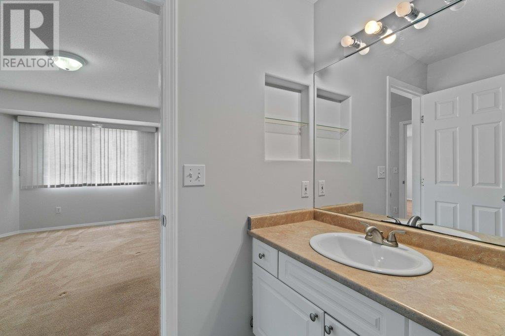 780 10 Street Sw Unit# 12, Salmon Arm, British Columbia  V1E 1L9 - Photo 28 - 10347338