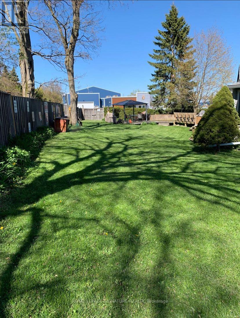 56 Lorne Street, Georgina, Ontario  L0E 1L0 - Photo 12 - N12141281