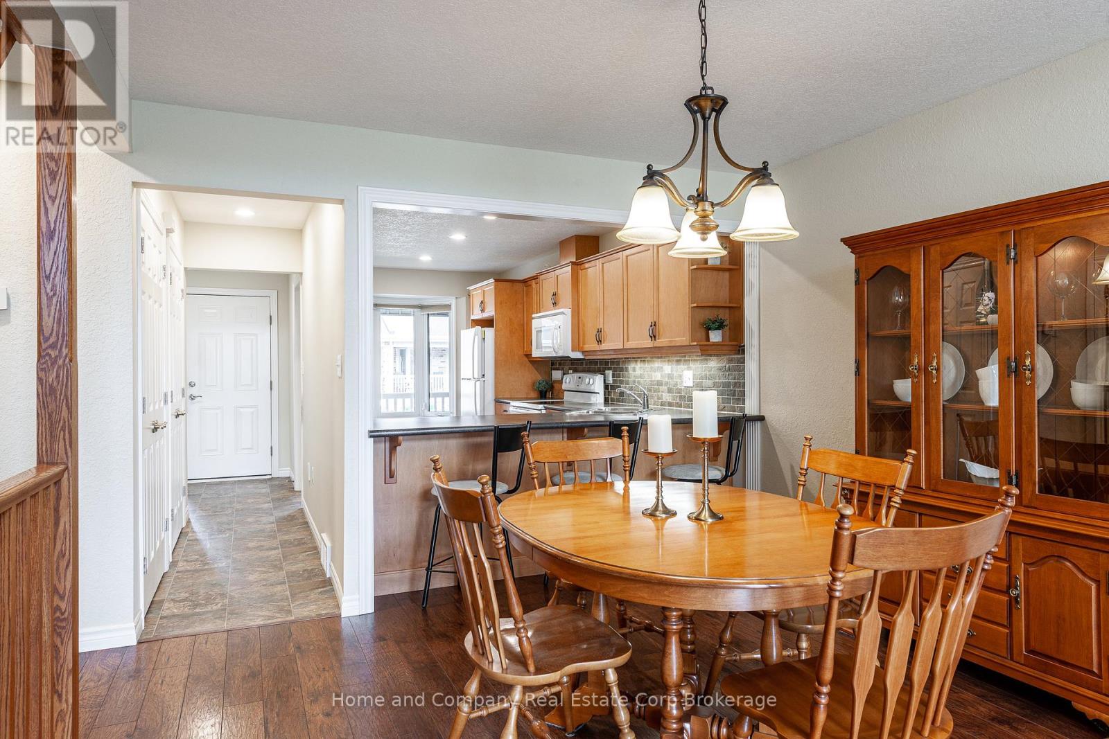 106 - 50 Galt Road, Stratford, Ontario  N5A 0B2 - Photo 13 - X12141414