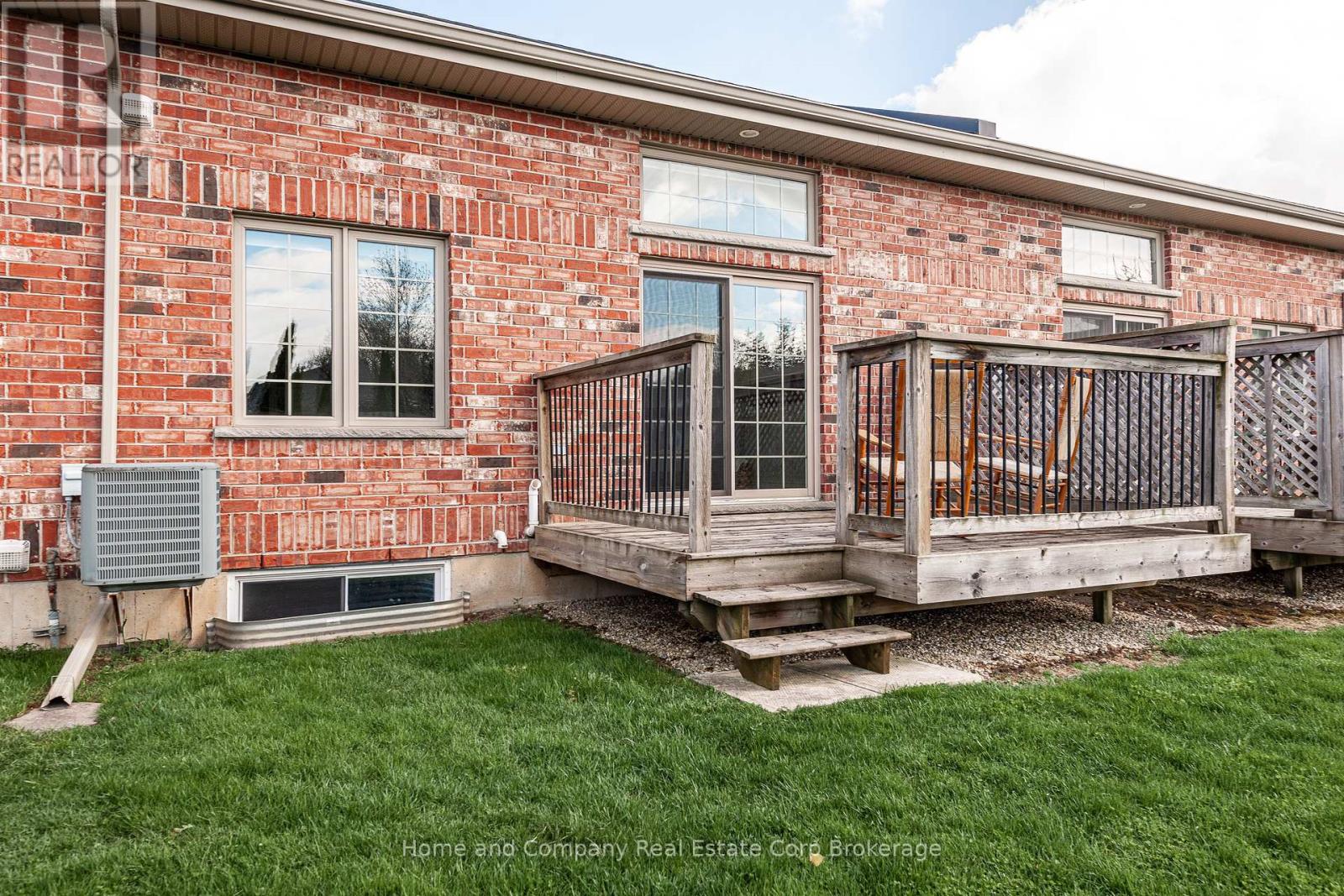 106 - 50 Galt Road, Stratford, Ontario  N5A 0B2 - Photo 43 - X12141414