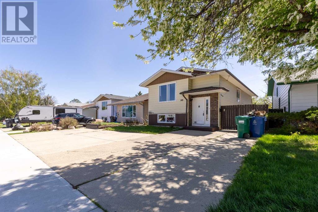 Property at 109 Cayuga Crescent W image 3