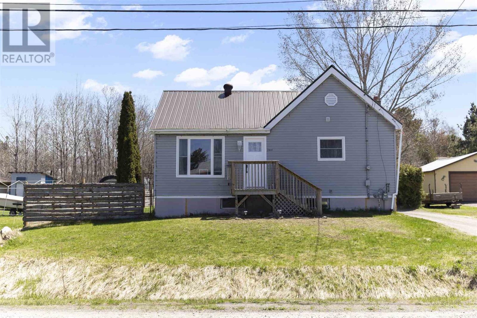 389 Boyle St, Thessalon, Ontario  P0R 1L0 - Photo 2 - SM251065