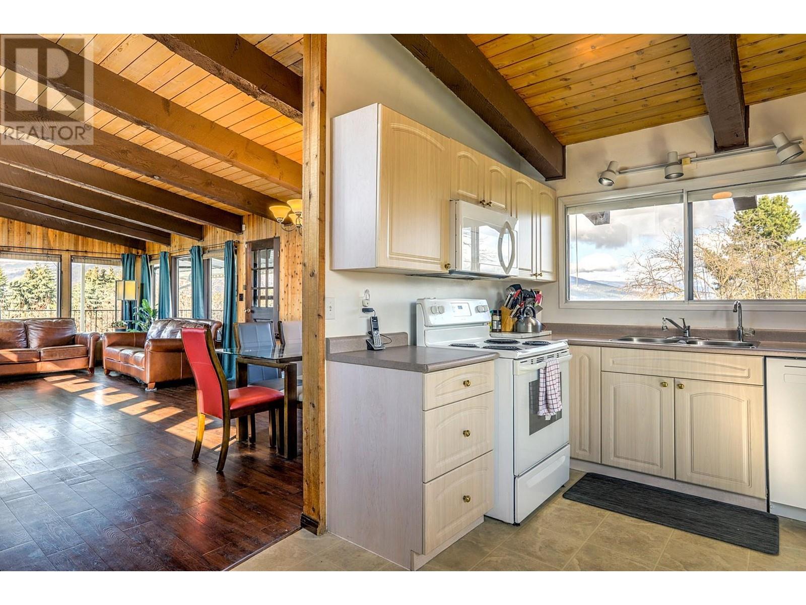 218 Stepping Stone Crescent, Spallumcheen, British Columbia  V1H 1X2 - Photo 26 - 10341641