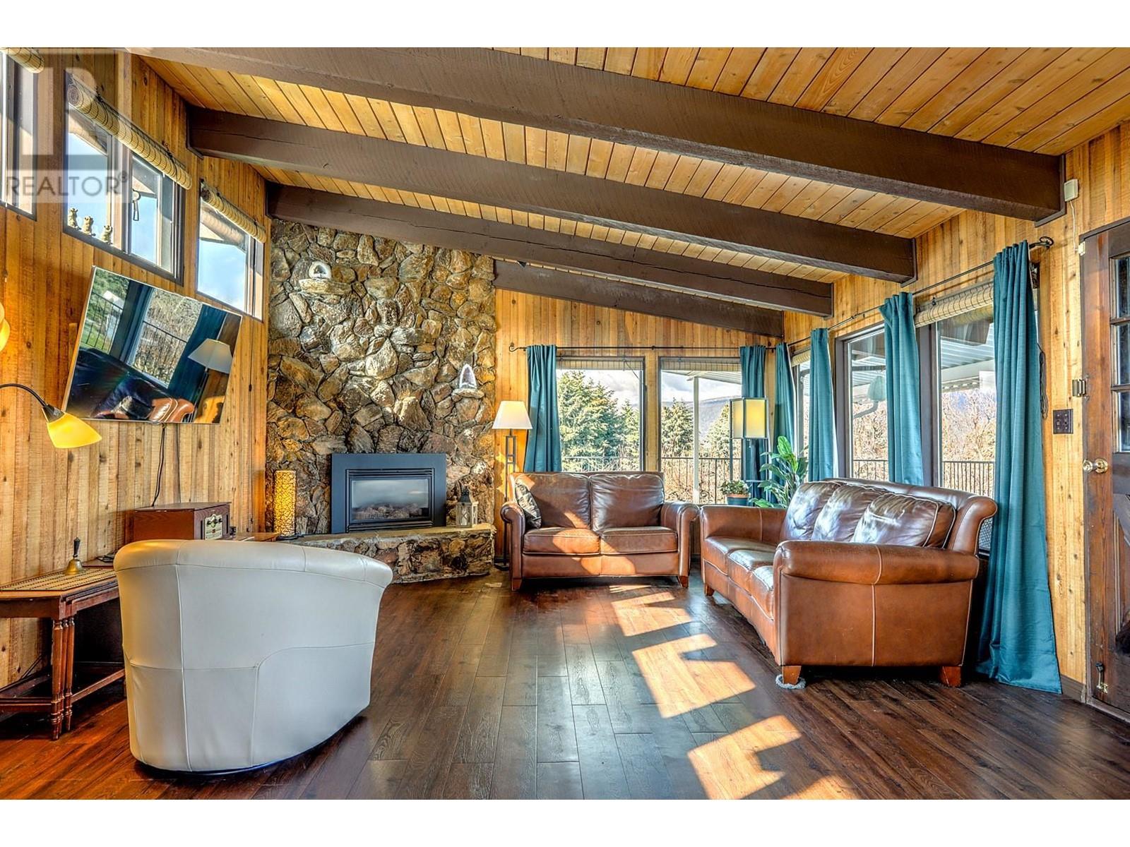 218 Stepping Stone Crescent, Spallumcheen, British Columbia  V1H 1X2 - Photo 29 - 10341641