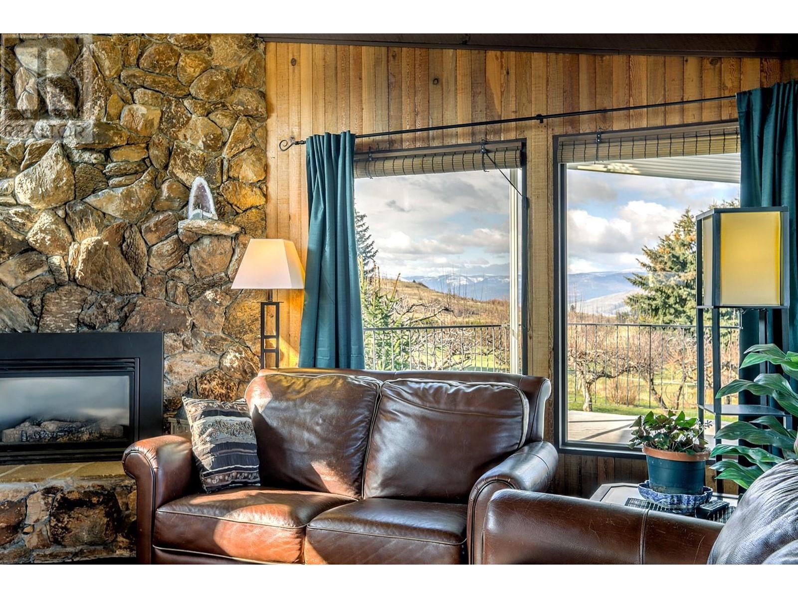 218 Stepping Stone Crescent, Spallumcheen, British Columbia  V1H 1X2 - Photo 31 - 10341641