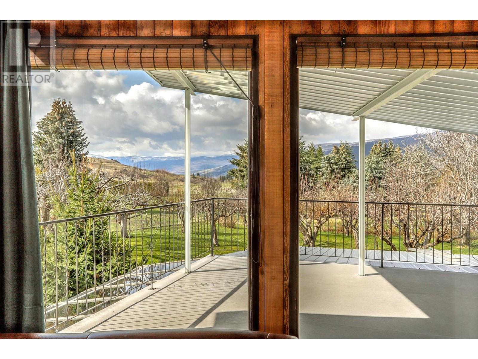 218 Stepping Stone Crescent, Spallumcheen, British Columbia  V1H 1X2 - Photo 32 - 10341641