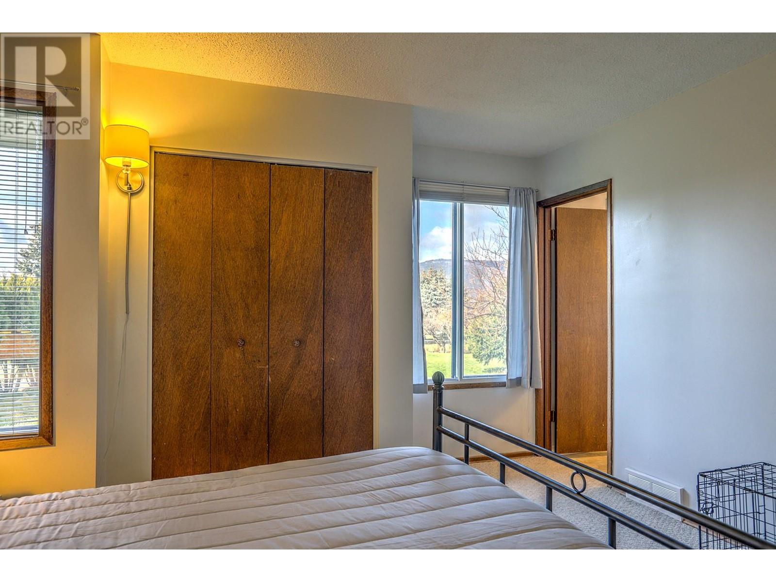 218 Stepping Stone Crescent, Spallumcheen, British Columbia  V1H 1X2 - Photo 50 - 10341641