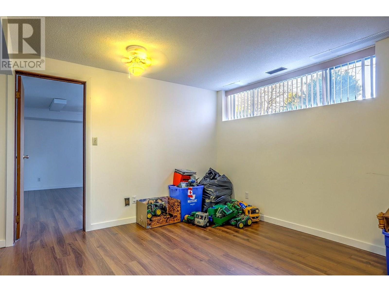 218 Stepping Stone Crescent, Spallumcheen, British Columbia  V1H 1X2 - Photo 68 - 10341641