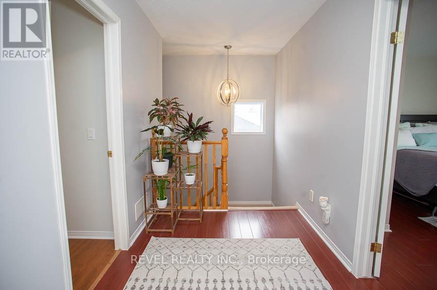 22 Owen Street, Ingersoll, Ontario  N5C 4G7 - Photo 18 - X12141139