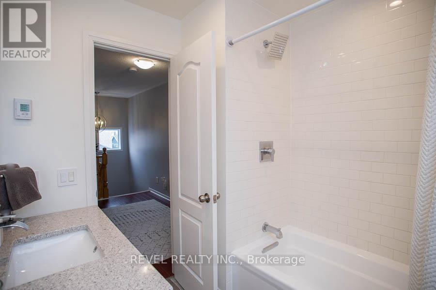 22 Owen Street, Ingersoll, Ontario  N5C 4G7 - Photo 31 - X12141139