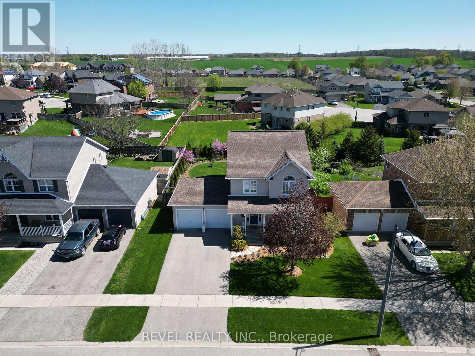 22 Owen Street, Ingersoll, Ontario  N5C 4G7 - Photo 43 - X12141139