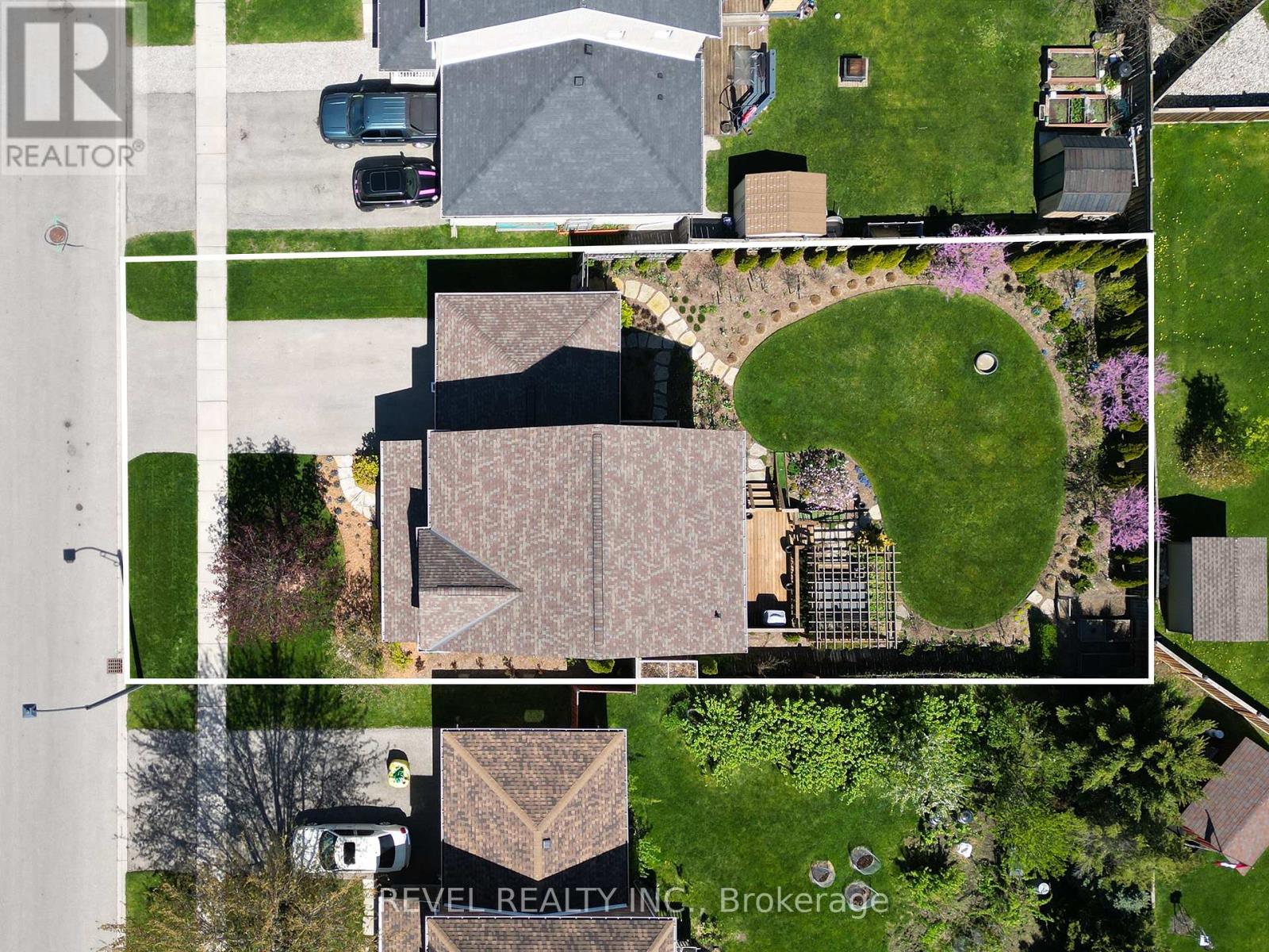 22 Owen Street, Ingersoll, Ontario  N5C 4G7 - Photo 45 - X12141139