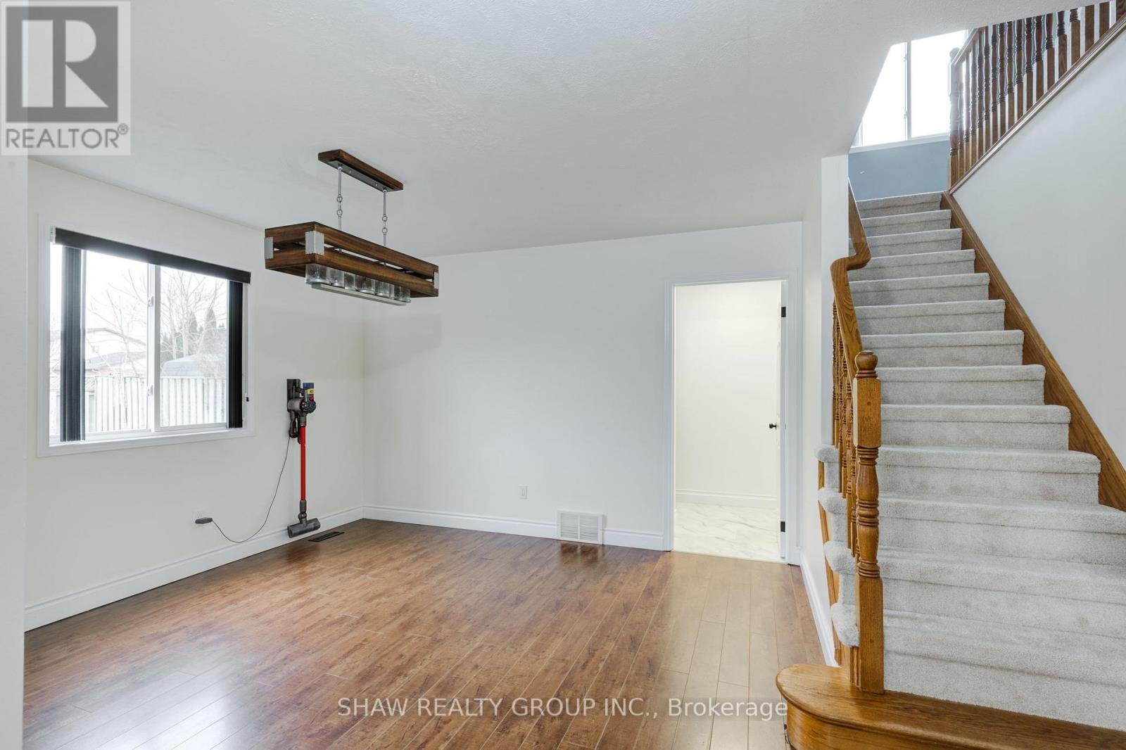 Property at 14 WINDEMERE AVENUE image 5