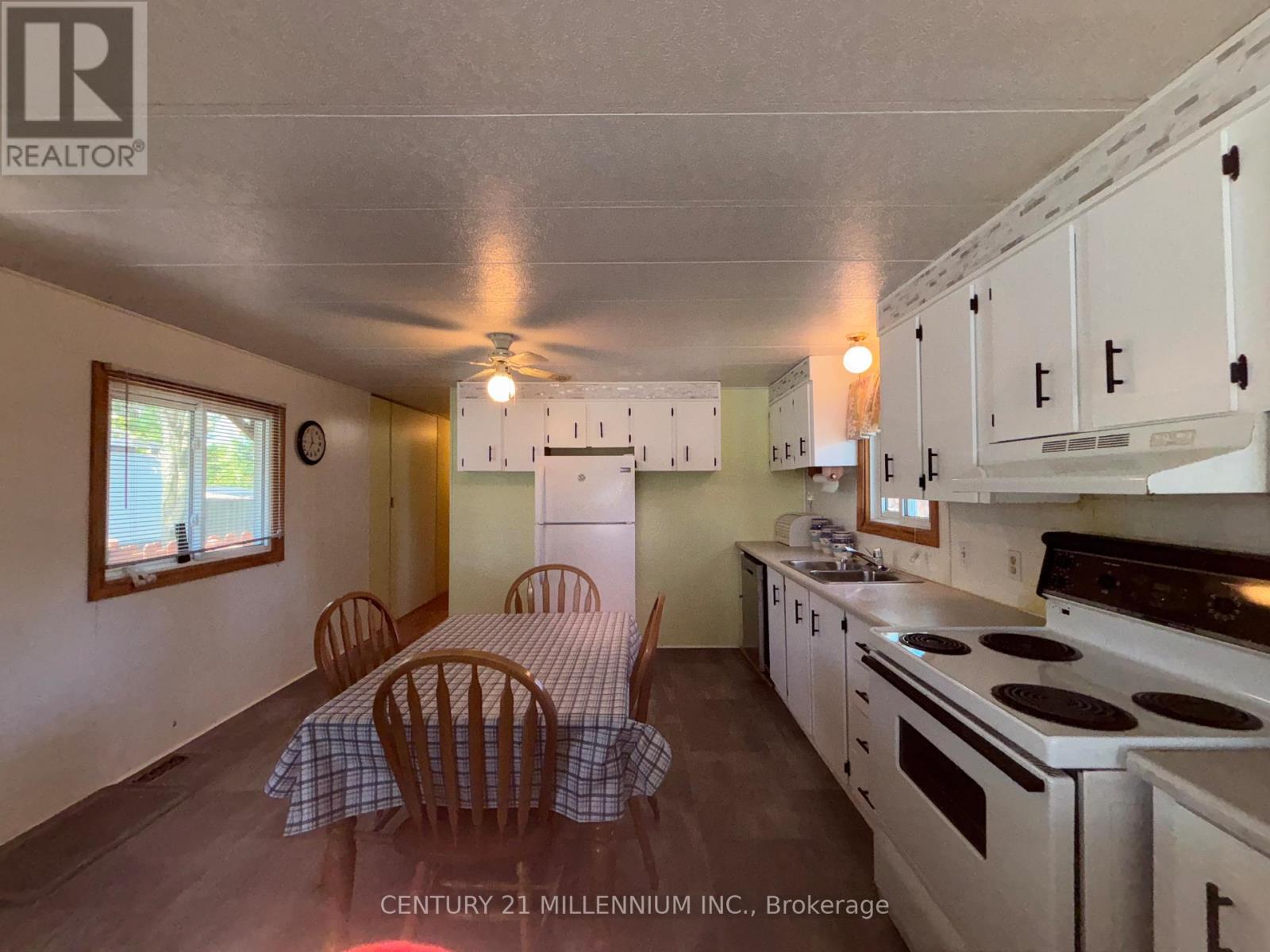 14 Heather Avenue, Erin, Ontario  N0B 1T0 - Photo 6 - X12141171