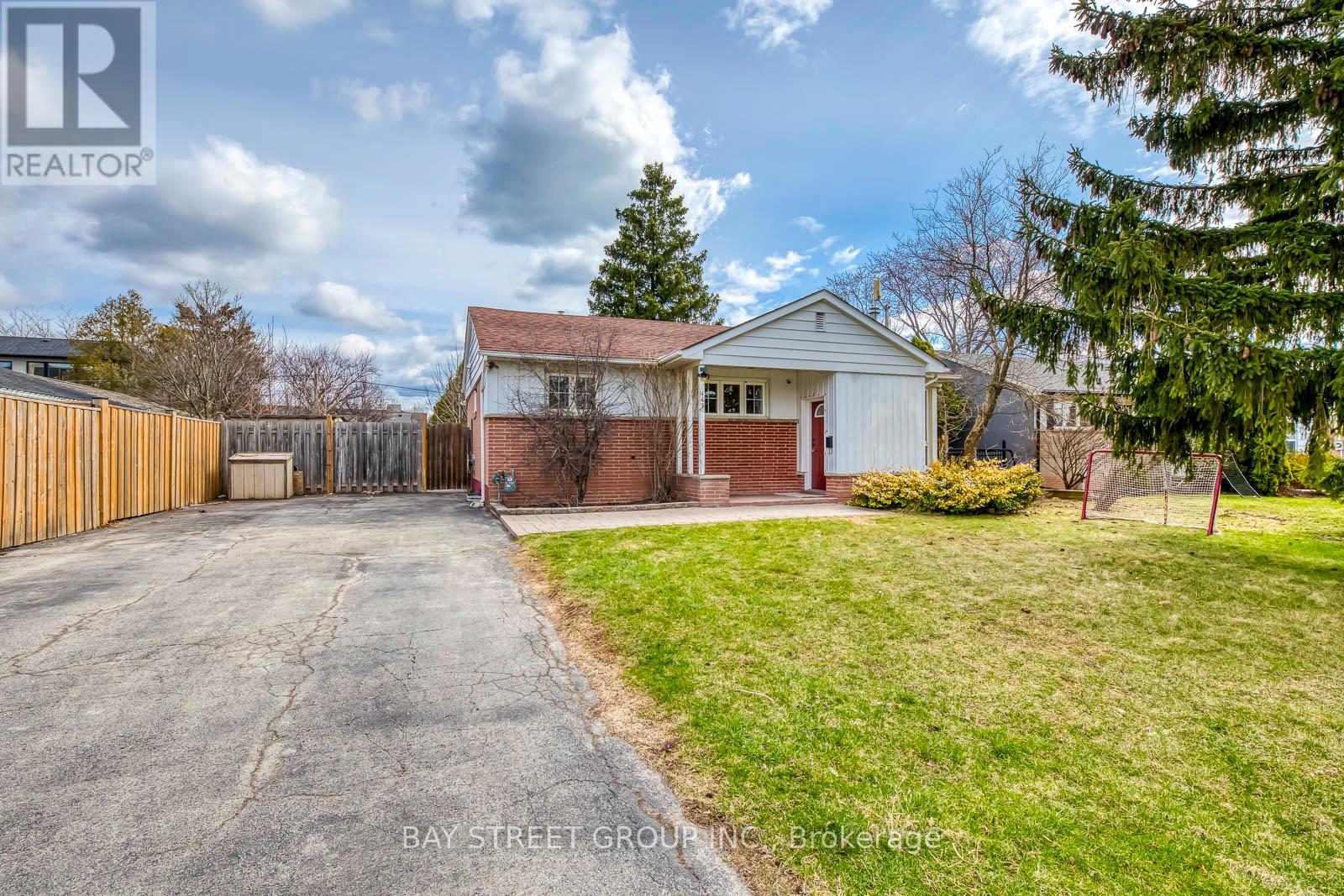 Property at 445 SAMFORD PLACE image 1