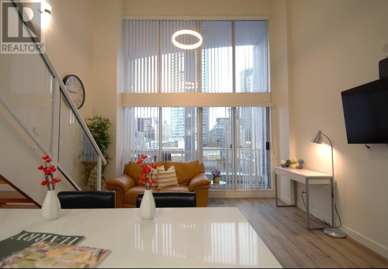 Listing Picture 10 of 36 : 614 933 SEYMOUR STREET, Vancouver / 溫哥華 - 魯藝地產 Yvonne Lu Group - MLS Medallion Club Member