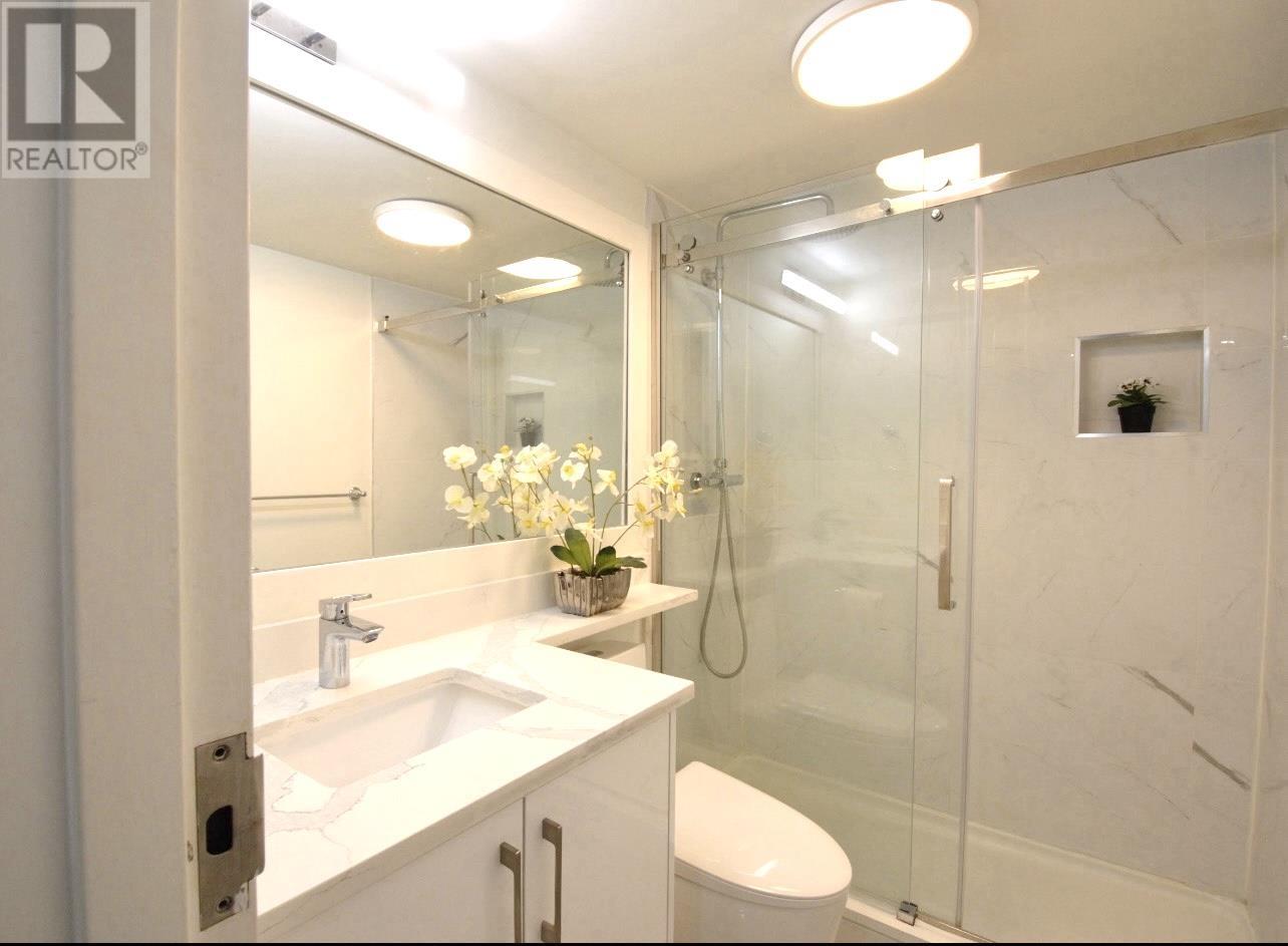 Listing Picture 14 of 36 : 614 933 SEYMOUR STREET, Vancouver / 溫哥華 - 魯藝地產 Yvonne Lu Group - MLS Medallion Club Member