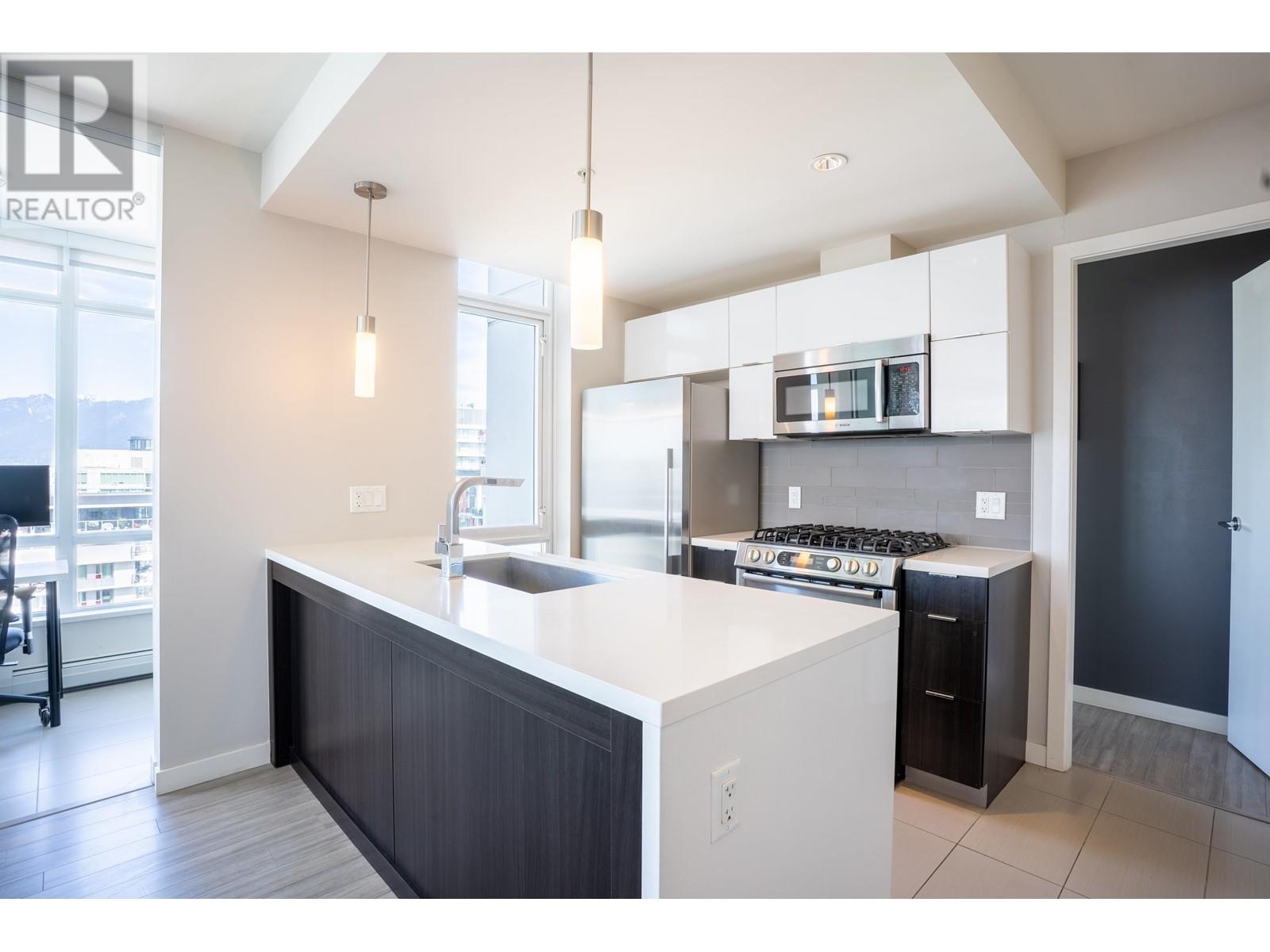 1702 1775 Quebec Street, Vancouver, British Columbia  V5T 0E3 - Photo 7 - R3000985