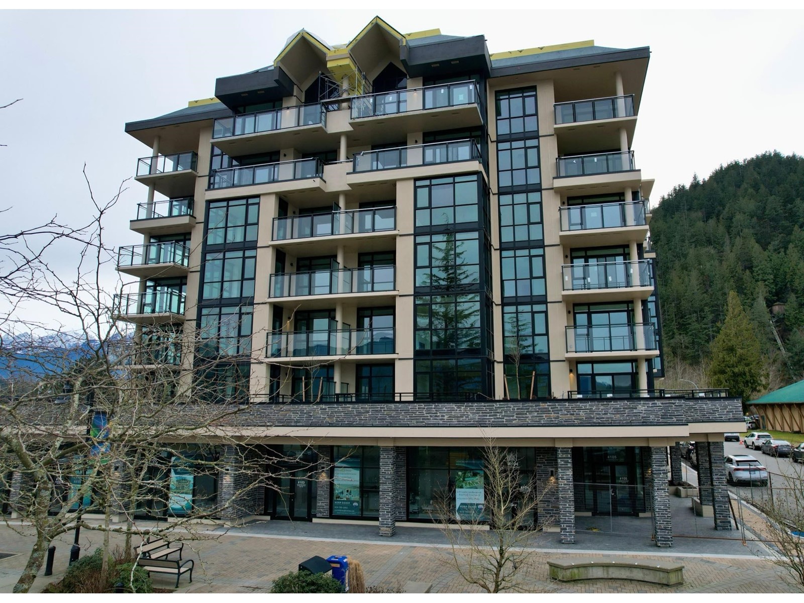 604 120 ESPLANADE AVENUE|Harrison Hot Springs, Harrison Hot Springs, British Columbia