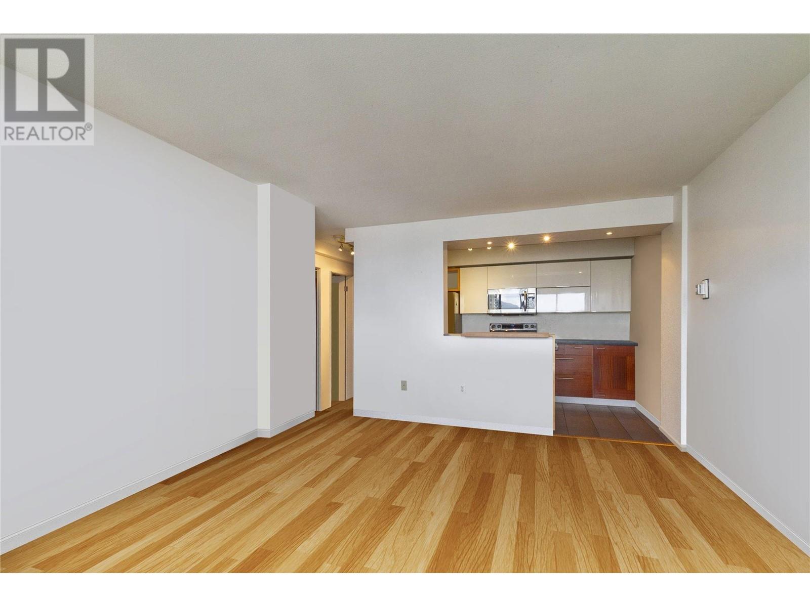 Listing Picture 8 of 25 : 1205 1850 COMOX STREET, Vancouver / 溫哥華 - 魯藝地產 Yvonne Lu Group - MLS Medallion Club Member