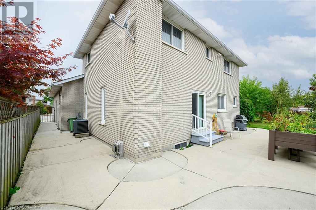 7 Osgoode Court, Hamilton, Ontario  L8W 3C5 - Photo 38 - 40723375