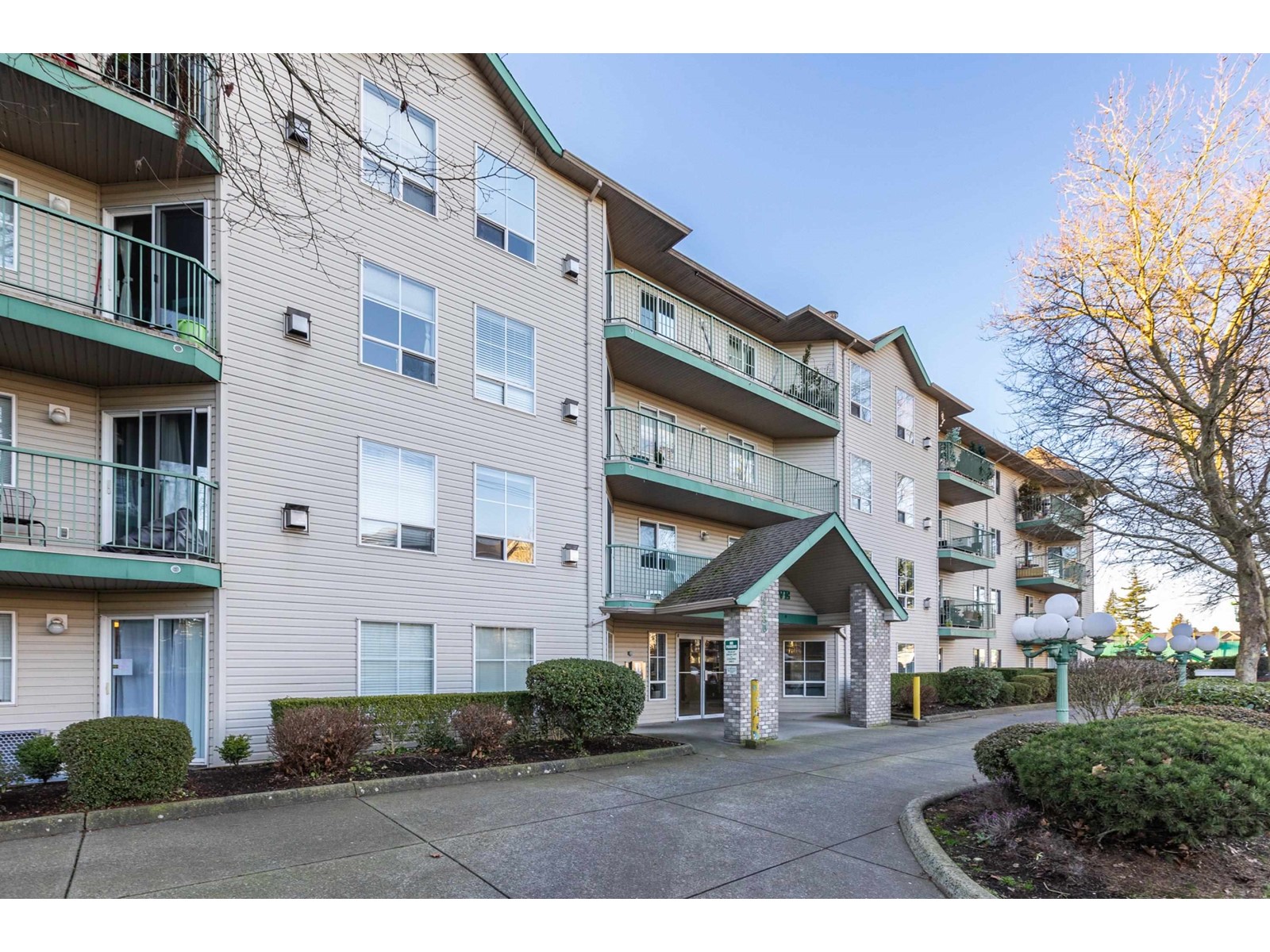 Property at 209 2435 CENTER STREET image 2