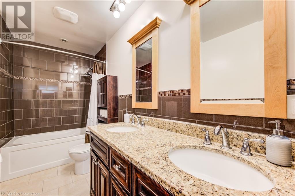 330 Daleview Place, Waterloo, Ontario  N2L 5M5 - Photo 25 - 40724042