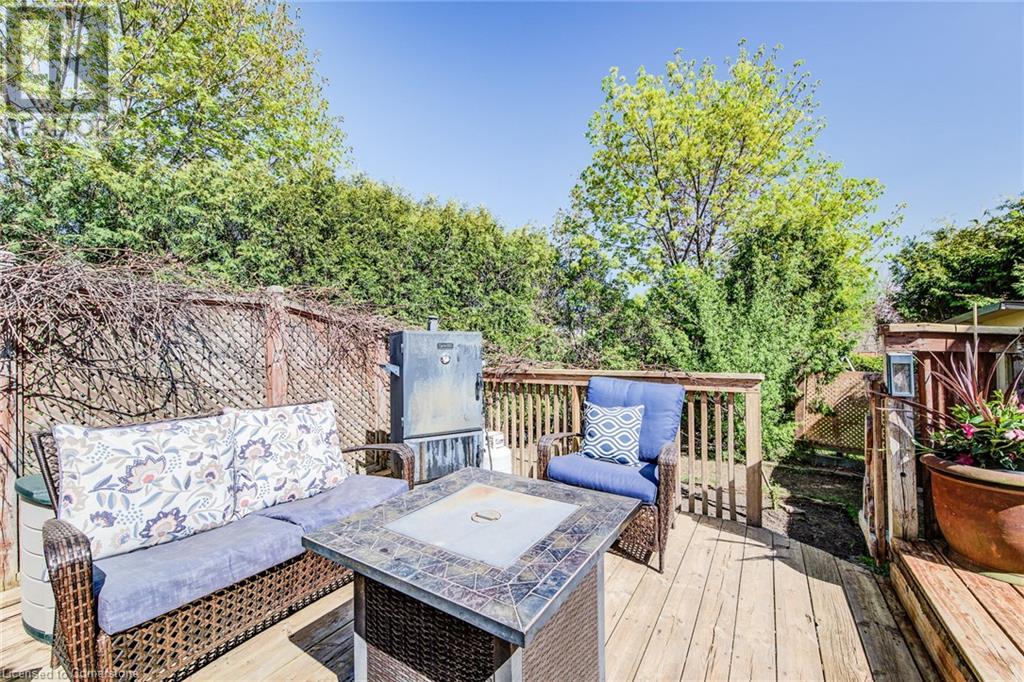 330 Daleview Place, Waterloo, Ontario  N2L 5M5 - Photo 45 - 40724042
