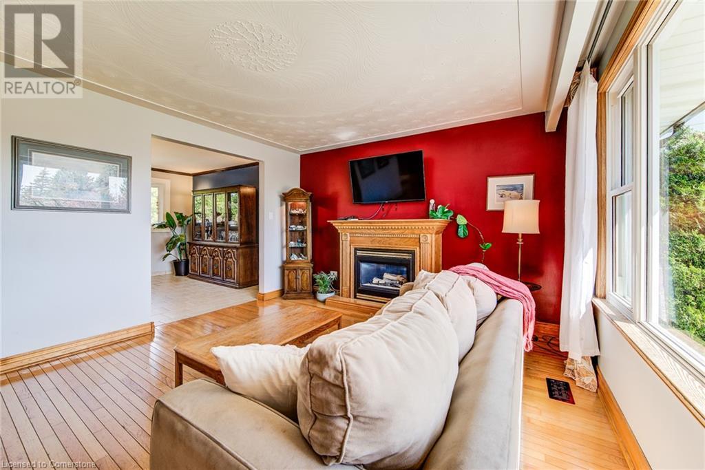 330 Daleview Place, Waterloo, Ontario  N2L 5M5 - Photo 8 - 40724042
